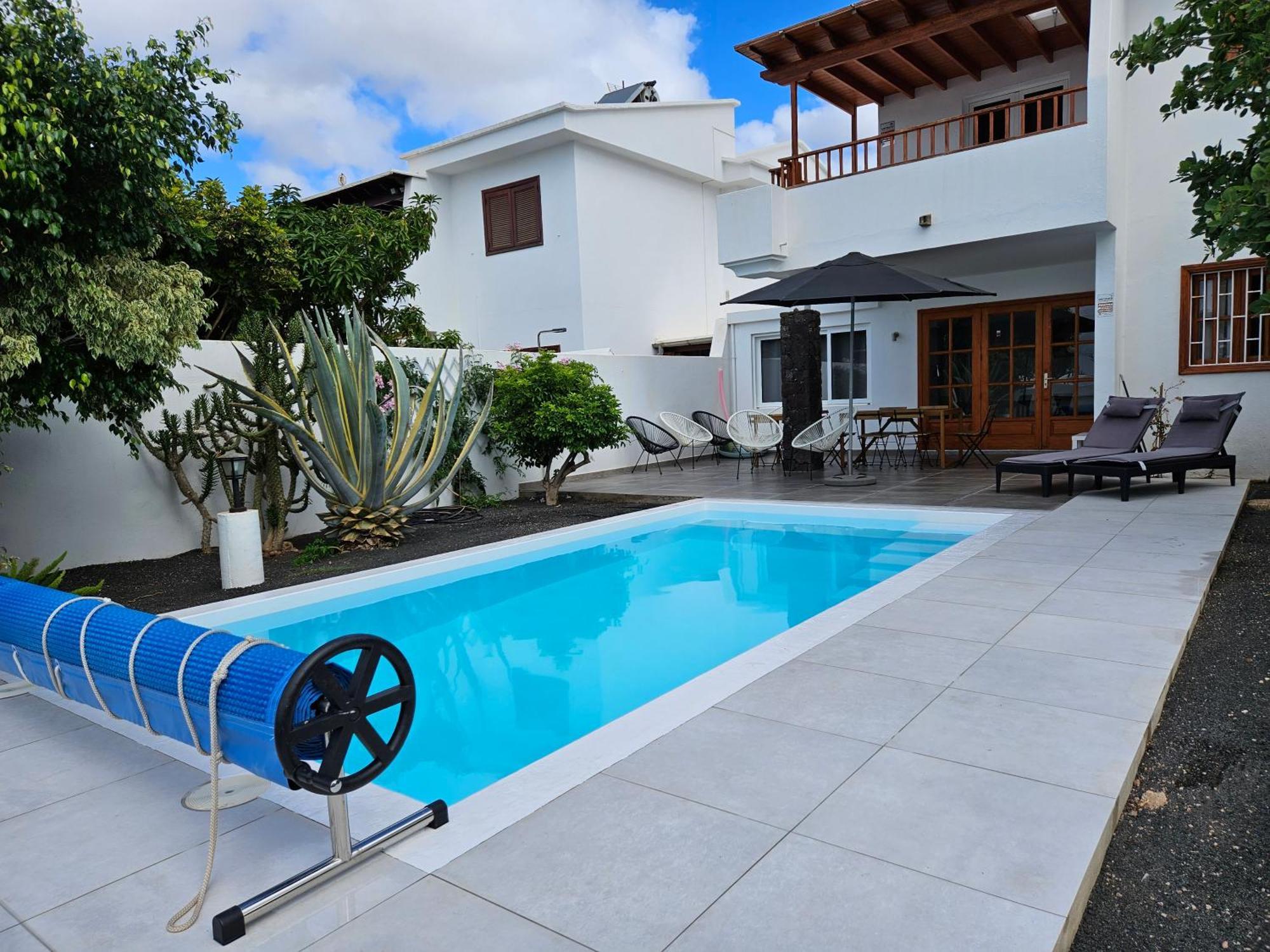 Villa Anna With Heated Pool Пуэрто дель Кармен Экстерьер фото